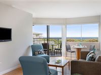 1 Bedroom Ocean Spa Suite - Mantra on Salt Beach Kingscliff